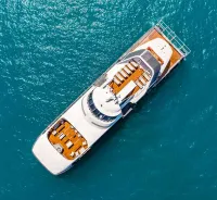 ZigZag Whitsundays logo