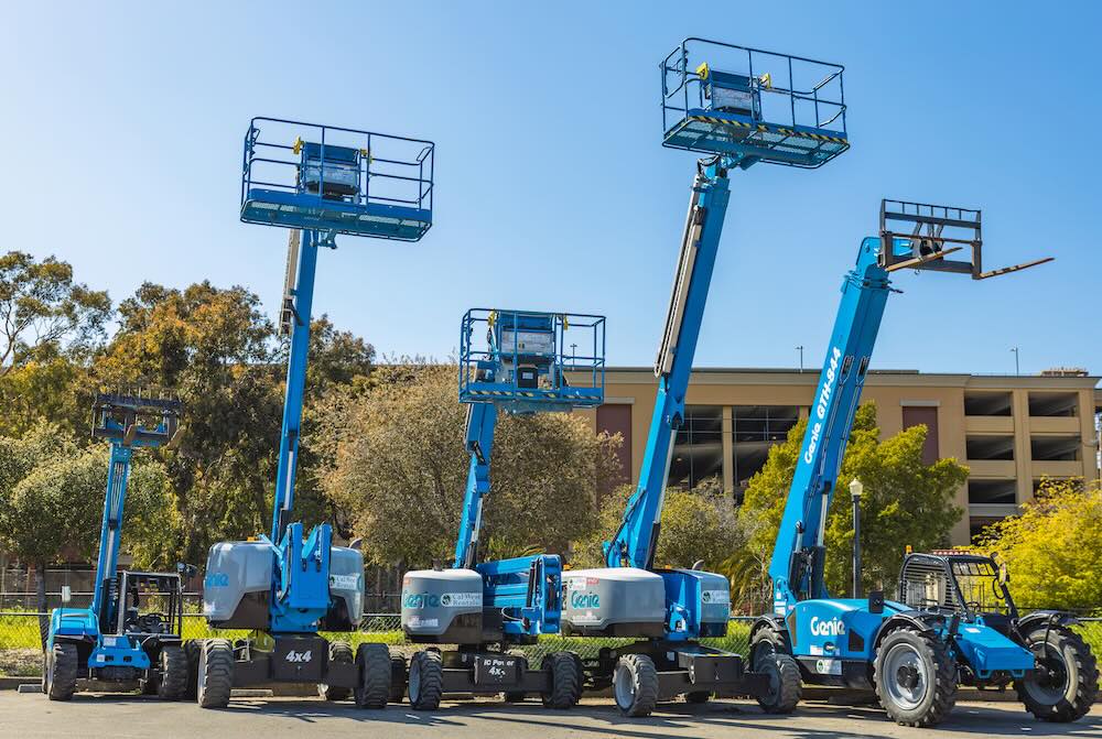 Construction and heavy equipment rental